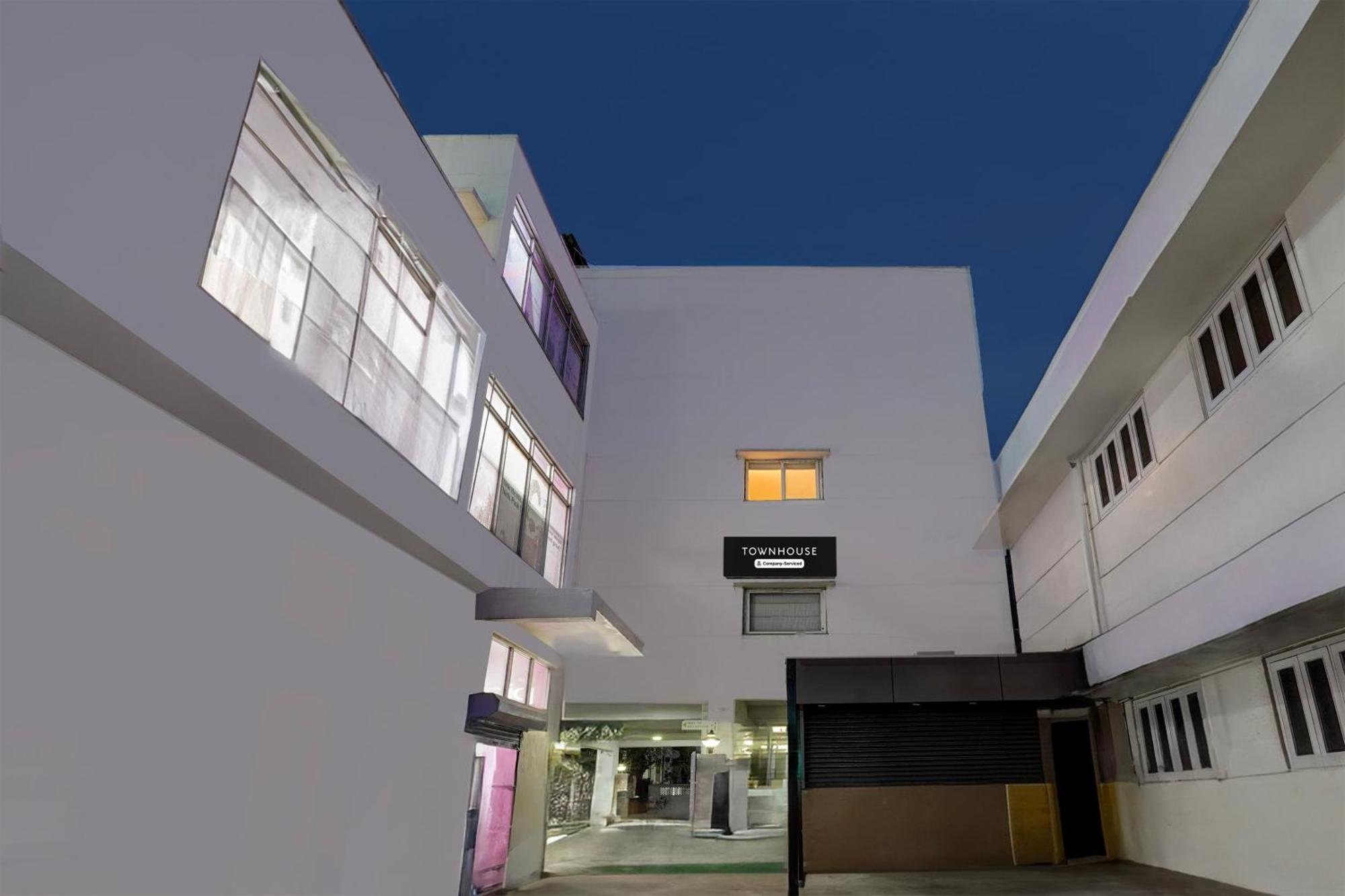 צ'נאי Super Townhouse Arcot Road Near Kauvery Hospital מראה חיצוני תמונה