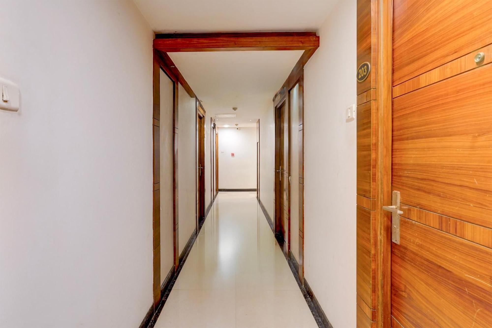 צ'נאי Super Townhouse Arcot Road Near Kauvery Hospital מראה חיצוני תמונה