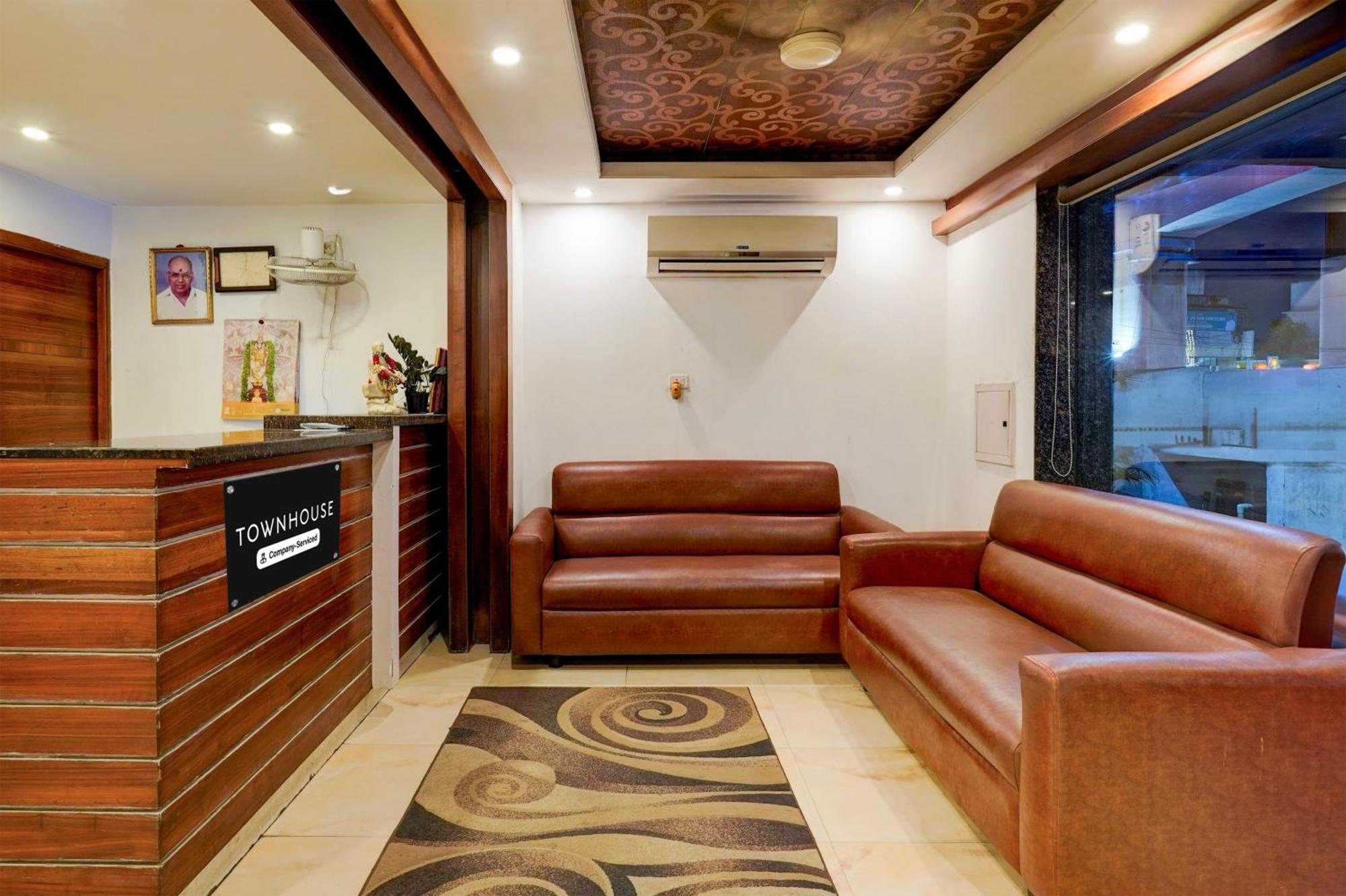 צ'נאי Super Townhouse Arcot Road Near Kauvery Hospital מראה חיצוני תמונה
