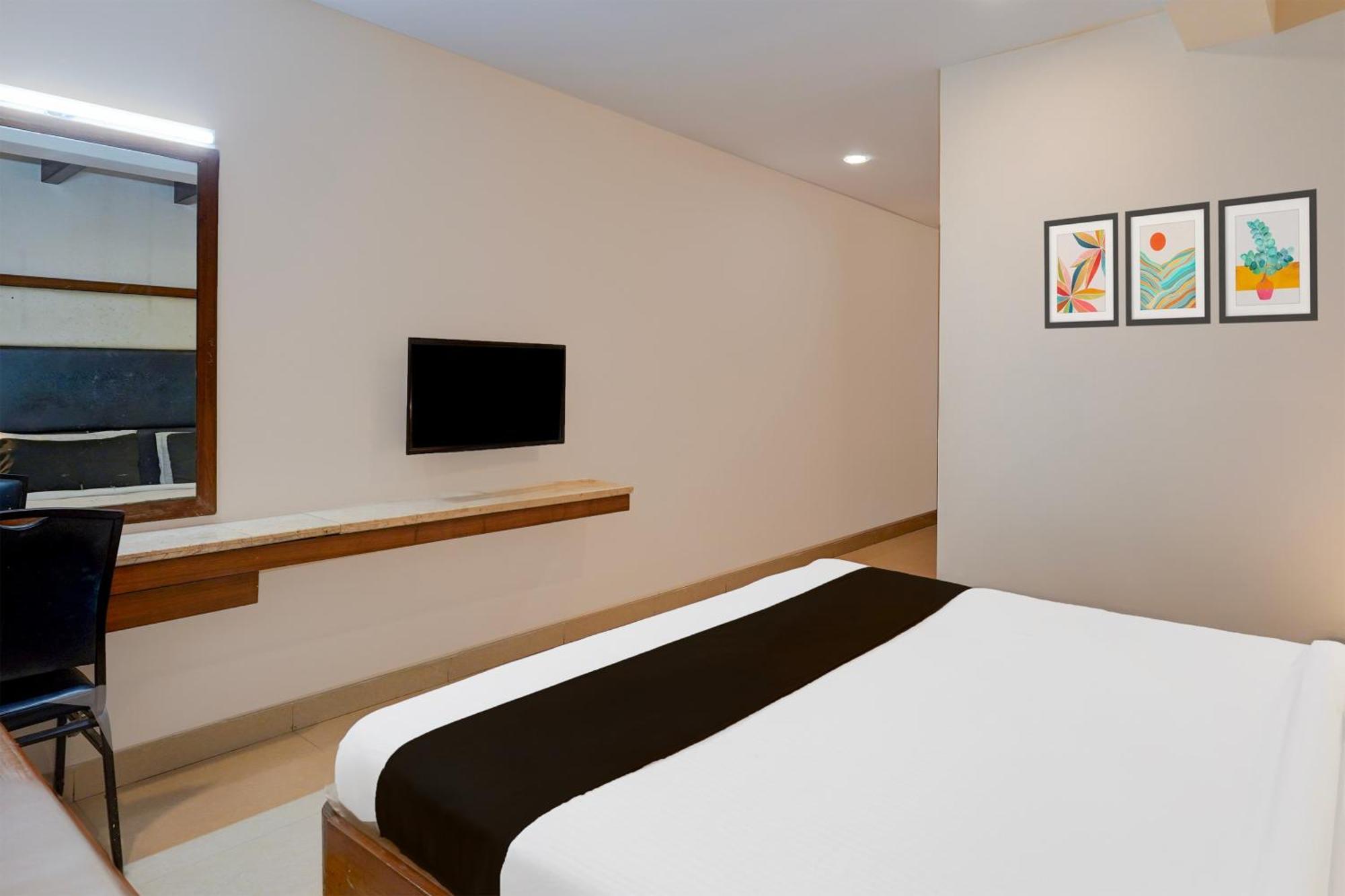 צ'נאי Super Townhouse Arcot Road Near Kauvery Hospital מראה חיצוני תמונה