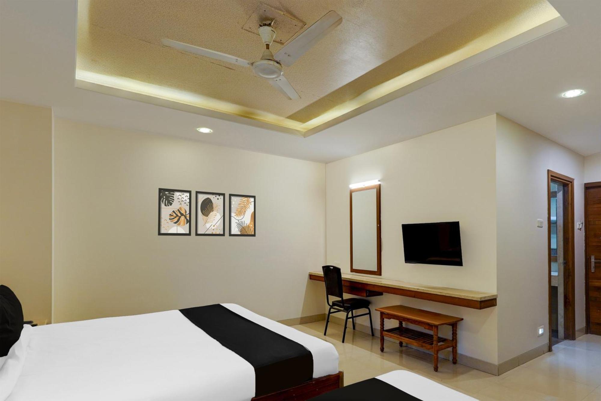 צ'נאי Super Townhouse Arcot Road Near Kauvery Hospital מראה חיצוני תמונה