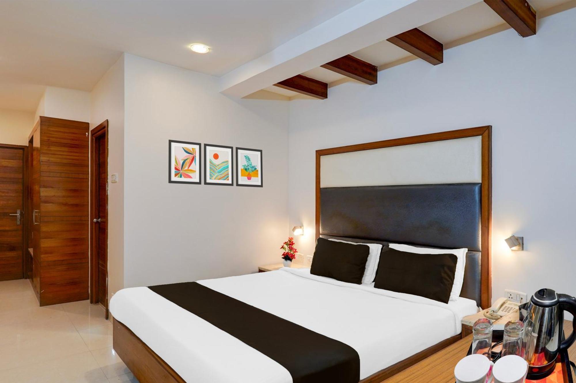צ'נאי Super Townhouse Arcot Road Near Kauvery Hospital מראה חיצוני תמונה
